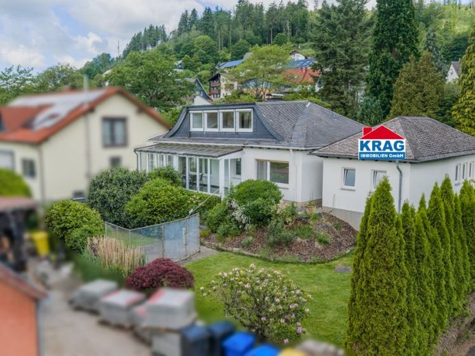 ++ KRAG Immobilien ++ Freistehendes Haus mit Wintergarten und Vollkeller für Individualisten ++ – Foto 1