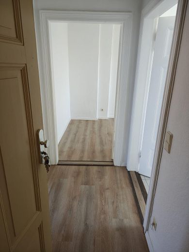 Appartement lumineux de 2 pièces au dernier étage avec grande cuisine ouverte à Fürstenwalde/Spree – Photo 5