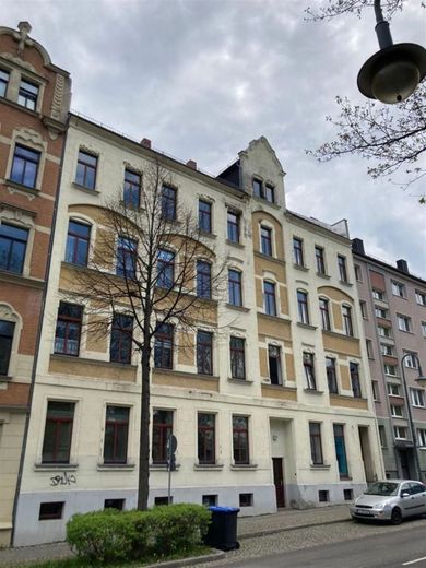 * Gewerbeeinheit geeignet als Büro, Salon, Laden oder Praxis zu Toppreis in Zentrumsnähe! * – Hausansicht