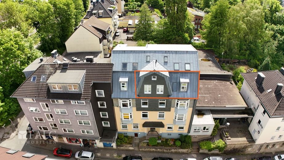 Familienfreundliche 4-Zimmer-Wohnung mit Balkon &amp; Gartenmitnutzung in Wuppertal-Oberbarmen – Wohneinheit