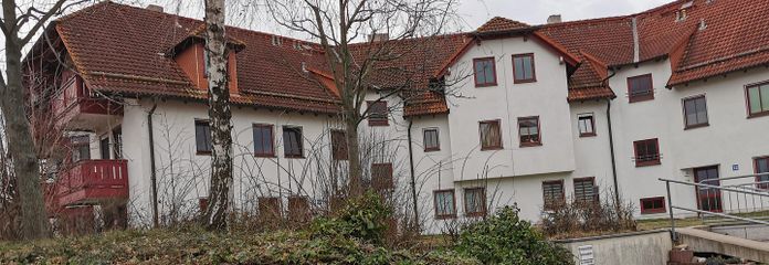 Bannewitz - voll möblierte Zwei-Raum-Wohnung – Blick von der Straße