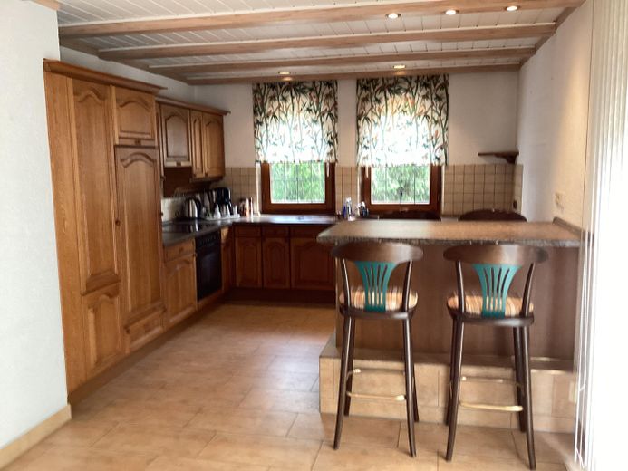 Casa unifamiliar con mucho espacio en el corazón de Ingelheim am Rhein – Foto 13