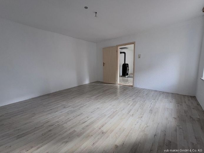 REDUZIERT!! Ein Zuhause mit Potenzial und Wohlfühlcharakter in Höchstädt – VUB0002350-12