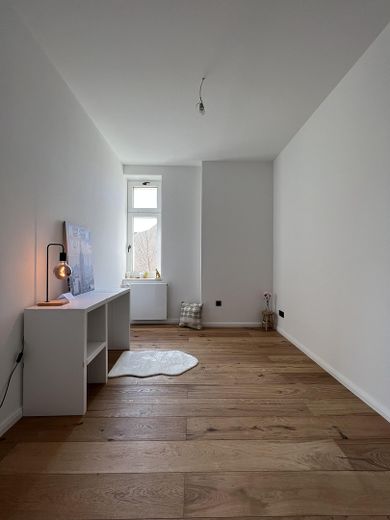 Lussuoso appartamento di 4 locali risanato con cucina componibile unica sul Kaßberg – Arbeitszimmer I