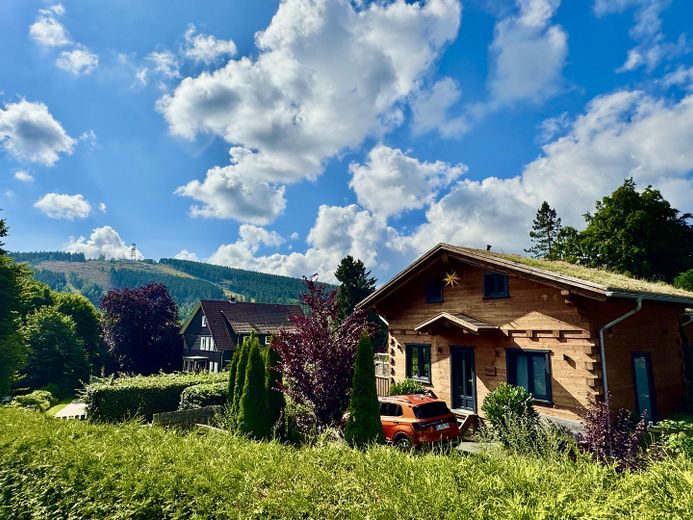6 casas de troncos/casas de vacaciones con muy buena rentabilidad, en ubicación privilegiada. Venta individual o conjunta posible. – Foto 3
