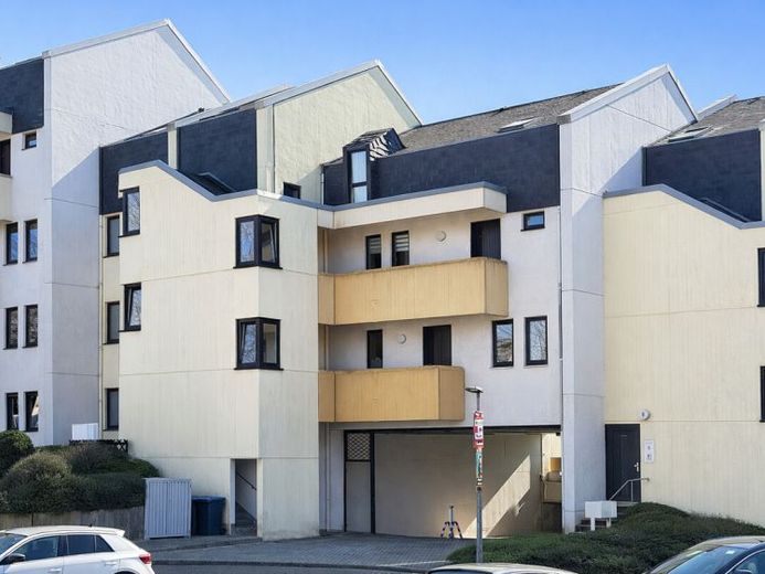 Attraktive Maisonettewohnung in begehrter Uni-Lage von Trier – Foto 1