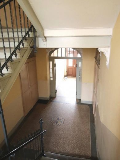 Condominio interamente locato con balconi e ampio giardino – Foto 8