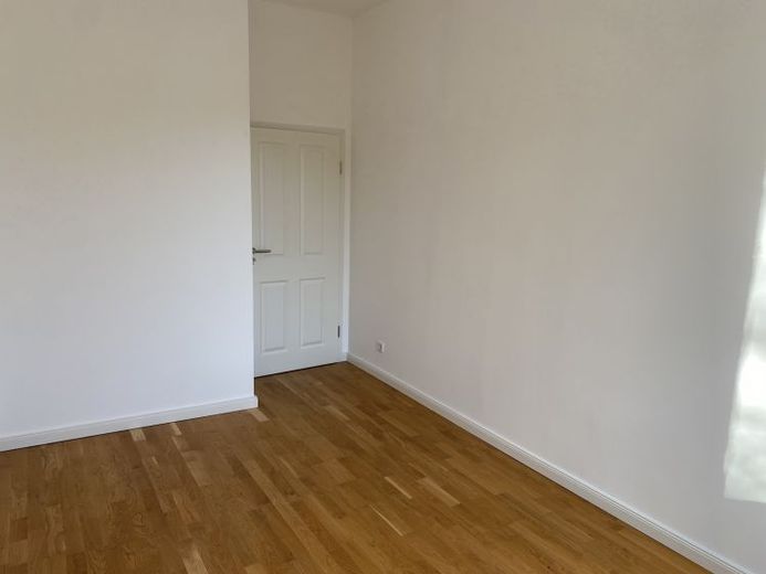 Erstbezug mit Balkon – Foto 1