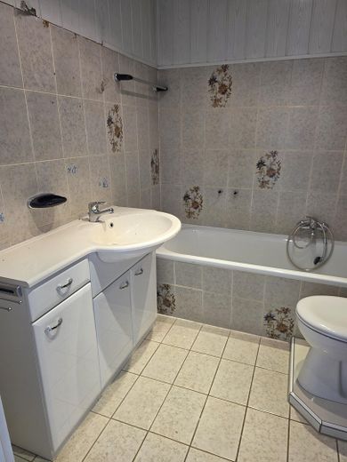 Renovierte 100 m² über den Dächern Rüttenscheids – Loggia, Lift & Fußbodenheizung – Foto 16