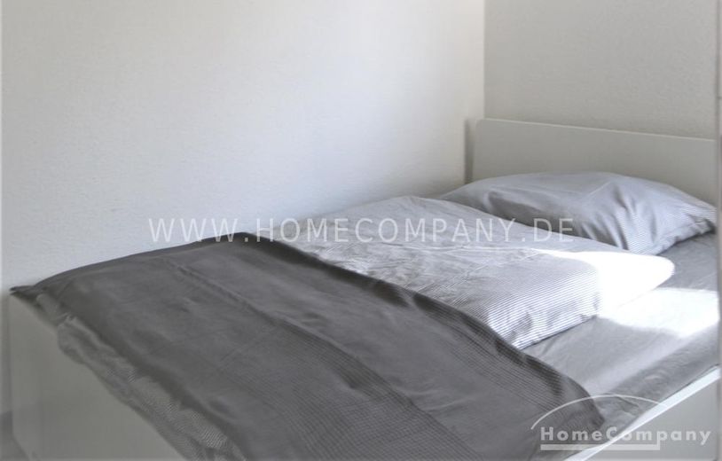 **Alt Saarbrücken, luminoso appartamento bilocale arredato in stile moderno con balcone** – 568850c28d120f5f3ea5832f7bfe6e63ddebcc19.jpg