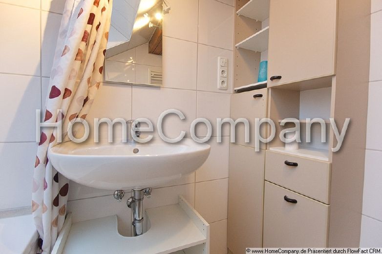 Gemütliche Wohnung im Dachgeschoss, ruhige Wohnlage in Uninähe. Gute Anbindung an die A 45. – 3f137fd3dacde8a7851f24a03a8f63df17139a5c.jpg
