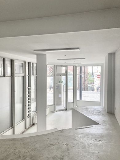 Ladenlokal mit 84qm in bester Innenstadtlage - Coburg – 3C19F593-A5DB-487E-8C00-D7AC6C3BA259_1_105_c