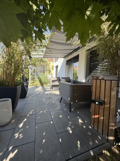 Architect-designed house with pool – Foto 39