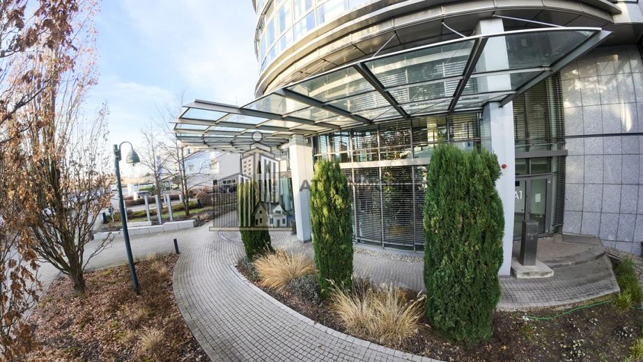 ATIK: Moderne, repräsentative Büroflächen im begehrten Partner-Port Walldorf – Drohnenaufnahme