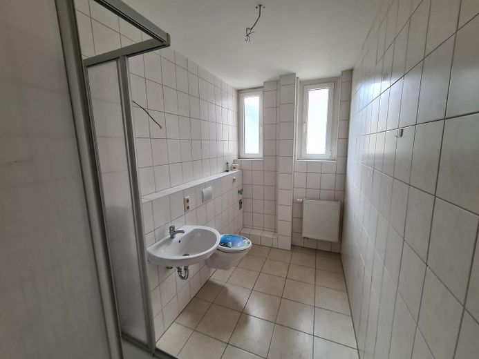 provisionsfreies Mehrfamilienhaus mit 8,0 % Rendite – Bsp. Bad