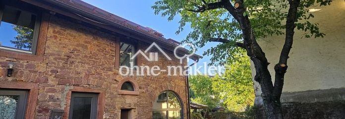 Residential gem in the old town – modernized, loft-style apartment (43m²), fully furnished + parking space