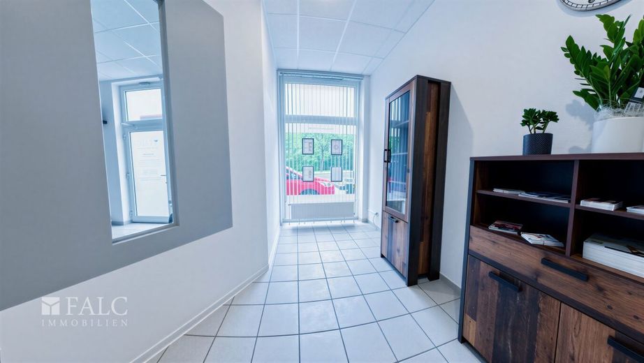 Vermietetes Büroobjekt in 1A‑Lage - sichere Kapitalanlage im Zentrum von Marl – Büro - (KI generiert)