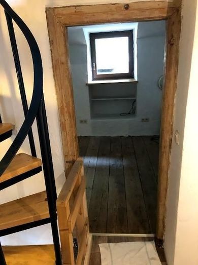 Neuerburg/ Eifel, zentrumsnah - charmantes, kleines Haus für kleines Geld - auch als Ferienhaus geeignet – Kleines Zimmer