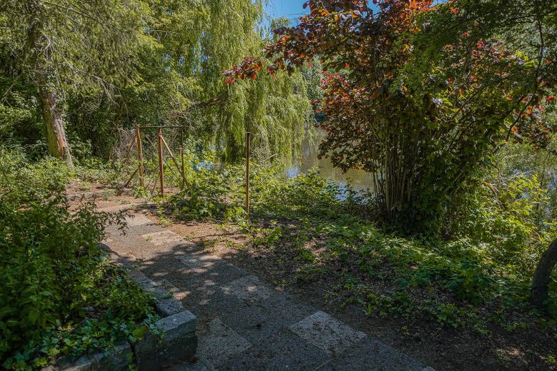Seltenes Seegrundstück! 1.079 m² | privater Seezugang | Südlage | Berlin-Nähe | provisionsfrei – privates Seeufer