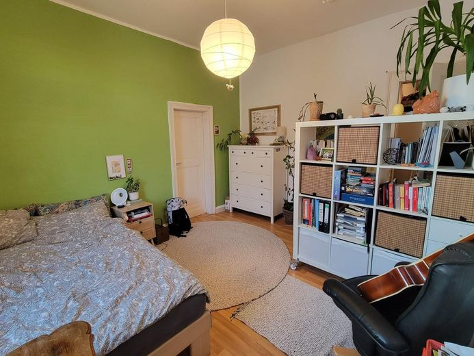 Marburger Südviertel: Gründerzeitwohnung in Bestlage – Wohnraum