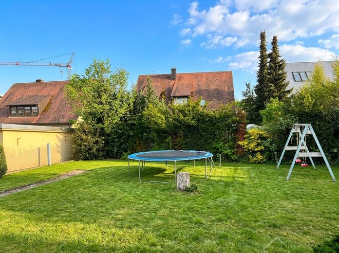 Seltene Gelegenheit: Baugrundstück mit Abrisshaus und großen Garten in Stein-Unterweihersbuch – EFH und Grundstück Stein 0033 TITEL