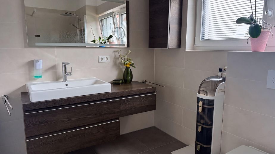 Hochwertige teilmöblierte 3-Zimmer-Wohnung mit Balkon – Foto 22