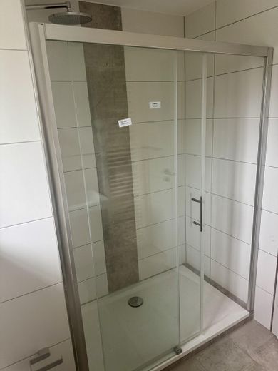 Dusche OG
