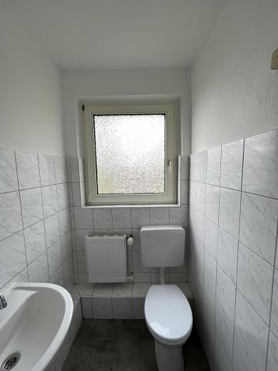 2,5-Zi-Whg mit Küche im DG in Hattingen-City – WC