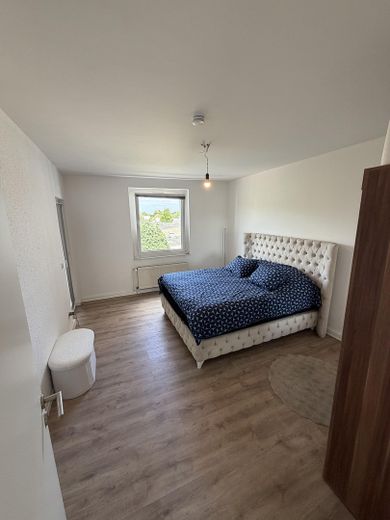 Moderne, kernsanierte 3-Zimmer-Wohnung (65 qm) im 2. OG – Gute Lage nahe FH Niederrhein! – Schlafzimmer 2