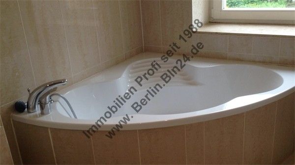 Mietwohnung -- 2er WG tauglich - saniert- Wannenbad mit Fenster Duschbad – 003 --- 14.08.2016 008
