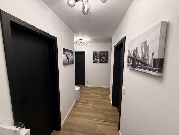 Modern dubleks daire, sakin konumda – balkon ve garajlı – Fotoğraf 6