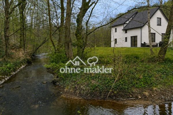 Odenthal ihr Haus am Bach nach KFW 55 EE Standard inkl WP Klima Solar und Wallbox