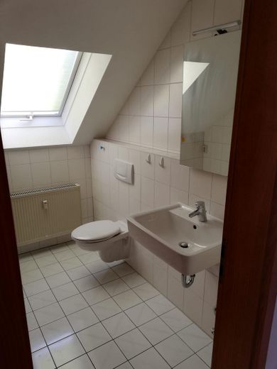 Gepflegte 5-Zimmer-Wohnung zum Verkauf – Bad