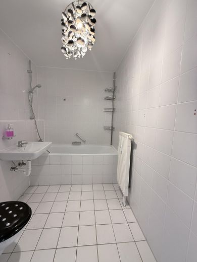 Remont zgodnie z Państwa oczekiwaniami – zrealizujcie Państwo swoją indywidualną koncepcję mieszkania – Badezimmer IST-Zustand