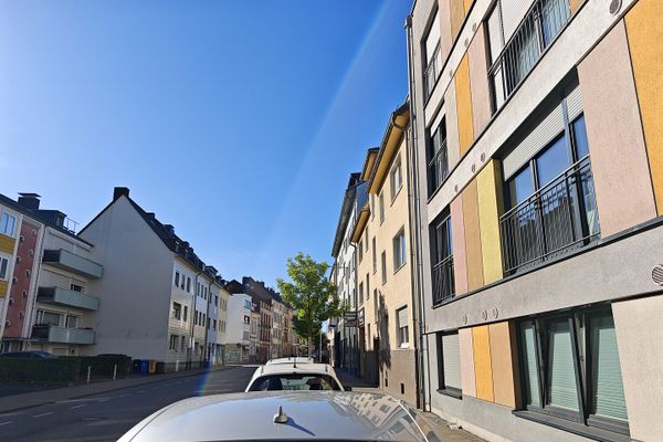 Bonn ***attraktive 2-Zi.-Whg./ Balkon/TG in guter Lage aus 2015