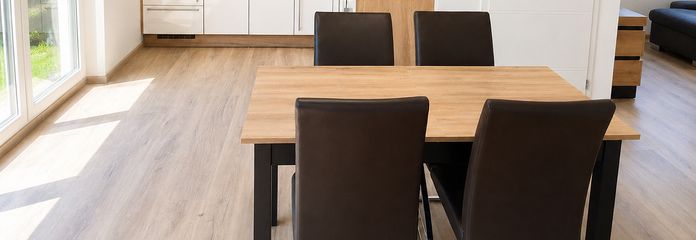 Möblierte 2-Zimmer-Neubauwohnung, Terasse, PKW-Stellplatz – Küche-/Essbereich