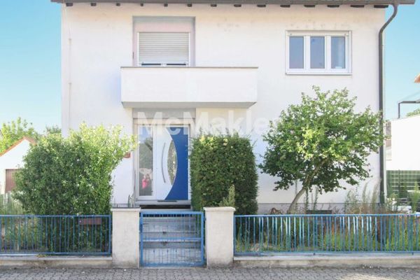 Single-family house with garage and large garden in a sought-after location in Germersheim