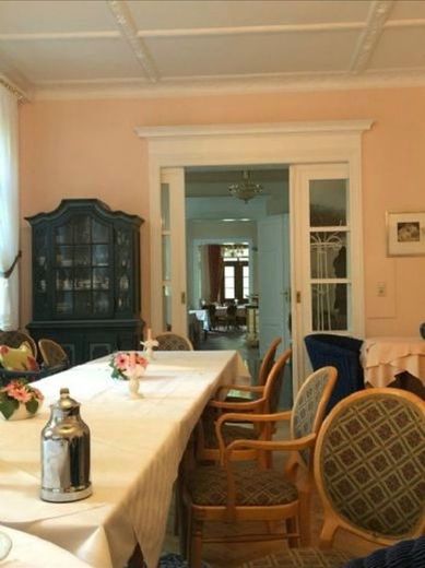 Eventlocation im Schloß Waldrogäsen bei Burg 
Einzigartige Schloss-Eventlocation | bis 100 Pers. | – Speisesaal Nr.02