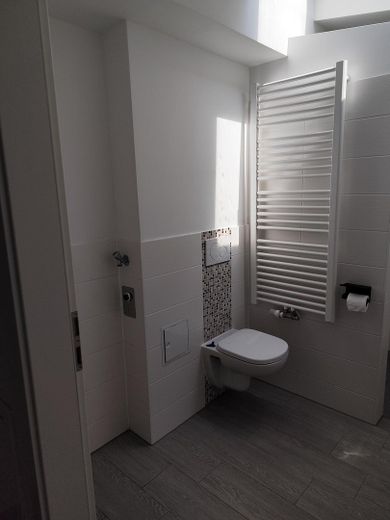 3-Zimmer Etagenwohnung mit Balkon in Tornesch zum Verkauf – Bad