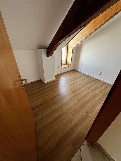 4 Zimmer Wohntraum in Kelheim Innenstadt – Zimmer mit Balkonzugang