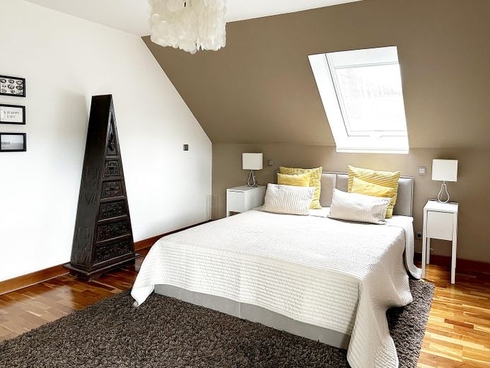 Schlafzimmer 01
