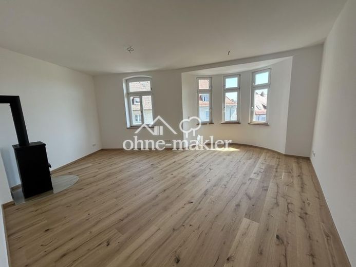 Kompletnie odnowione 4-pokojowe mieszkanie w starym budownictwie z balkonem w sercu Bambergu – Foto 1