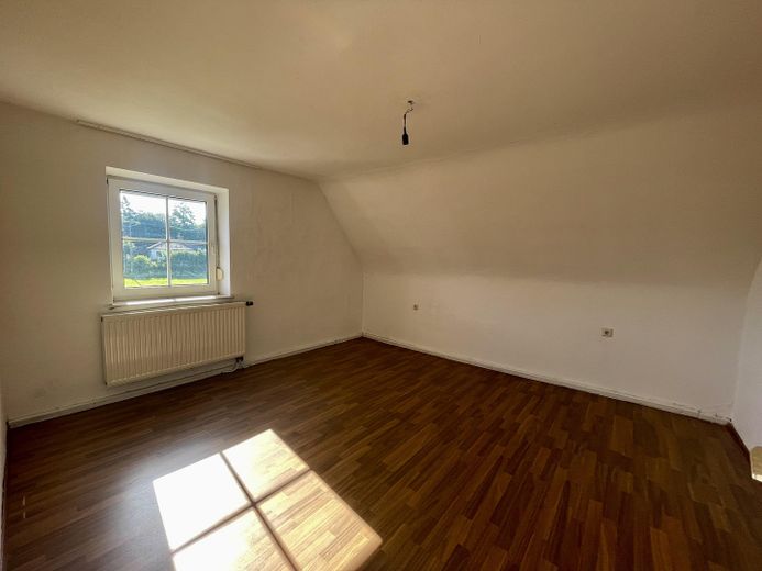 OG: Schlafzimmer 16 qm