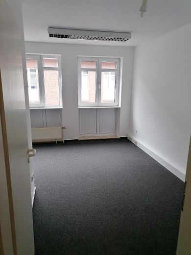 Modernisierte 1,5 Wohnung mit guter Rendite – Wohnzimmer
