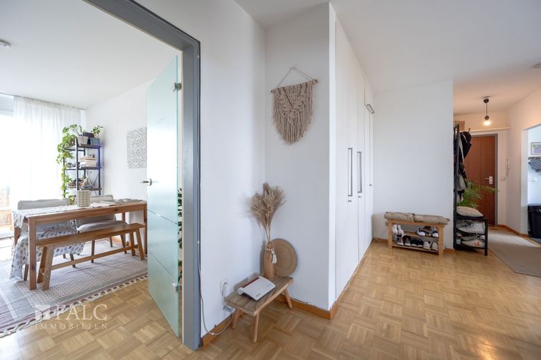 Attraktive Kapitalanlage: Modernes Wohnen mit Weitblick in Neuperlach – Diele - Eingang