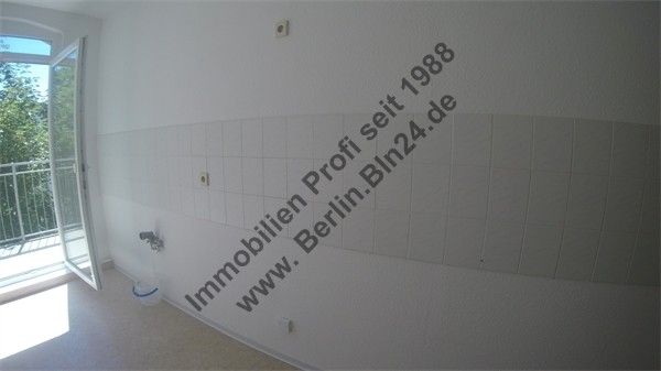 Mietwohnung günstiges Dachgeschoß -- 2er WG - ZweitBezug SüdBalkon – G0030158
