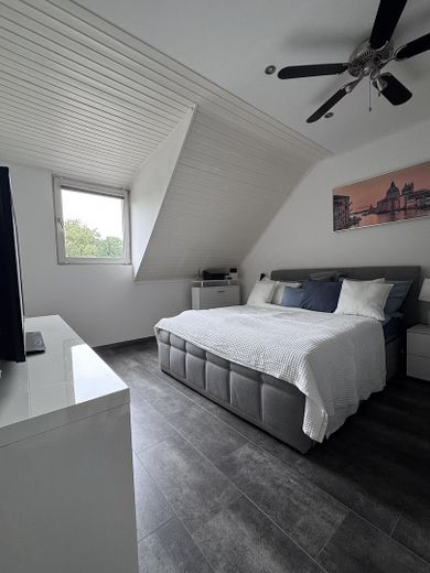 Appartamento DG di 3 locali a Gladbeck con EBK – Schlafzimmer 1
