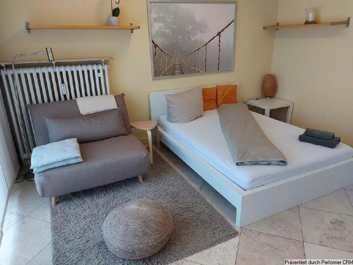 Apartamento completamente amueblado y moderno, con balcón, en una ubicación residencial privilegiada junto al Hofgarten, en Düsseldorf Pempelfort. – 942511eaecc835f0a49bf76dedc0753fb4b5abd6.jpg