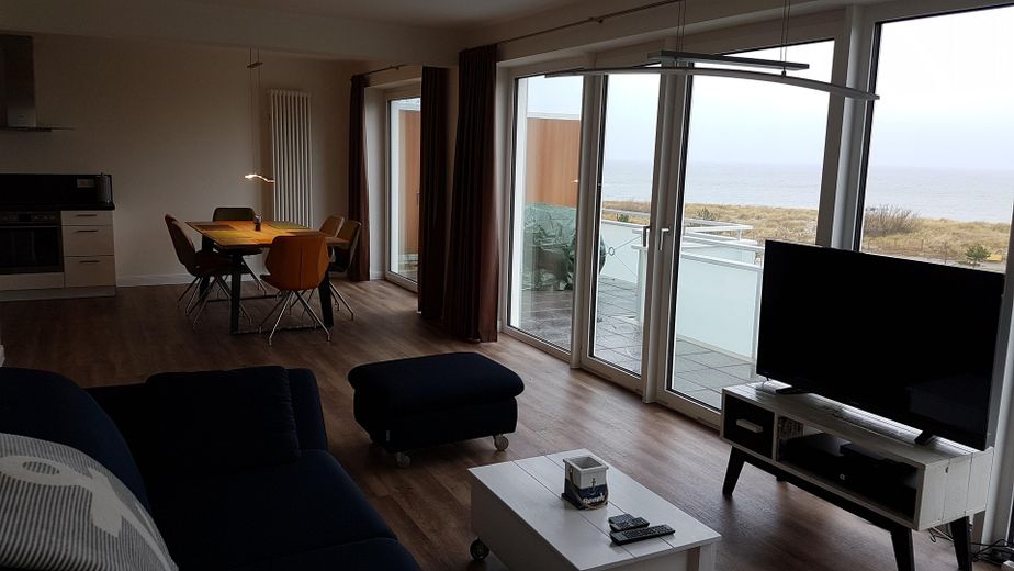 Pier 13 | 98 m² vista sul Mar Baltico, sauna e camino | senza commissioni – Foto 4