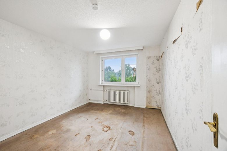 Renovierungsbedürftige Wohnung - direkt vom Eigentümer! – Schlafzimmer 2